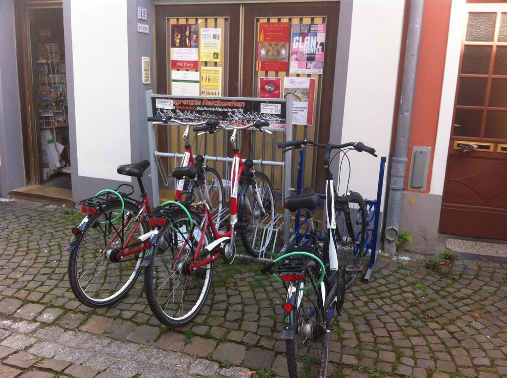 3 Wunderschoene Ferienwohnungen Kornhoff Naumburg  Rum bild